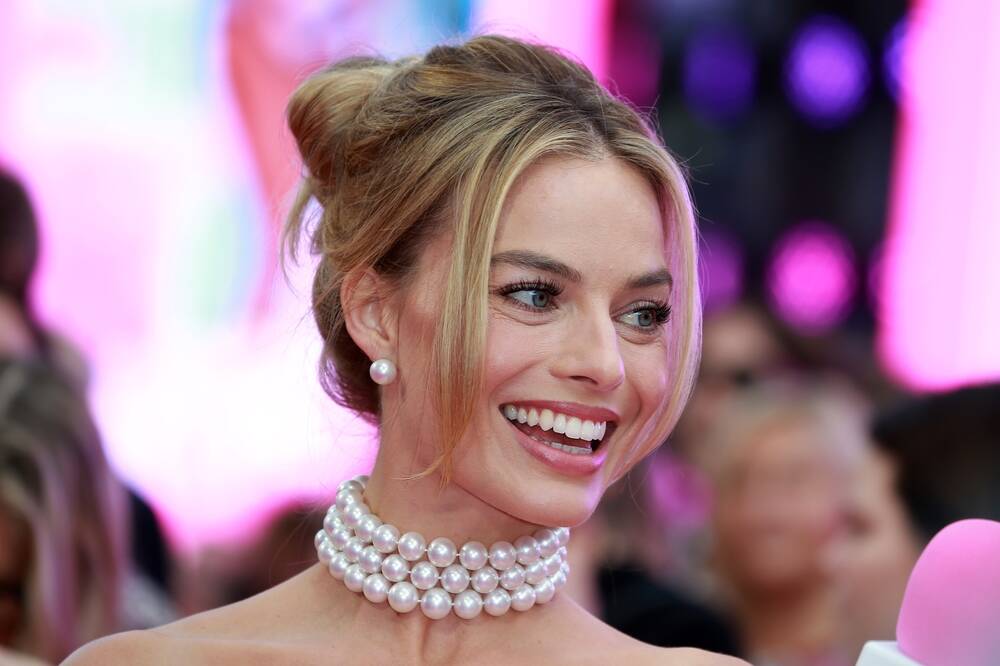 london,,united,kingdom, ,july,12,,2023:,margot,robbie,attends