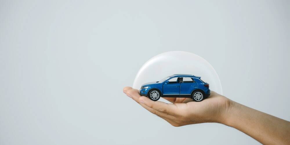 shutterstock 2423852725