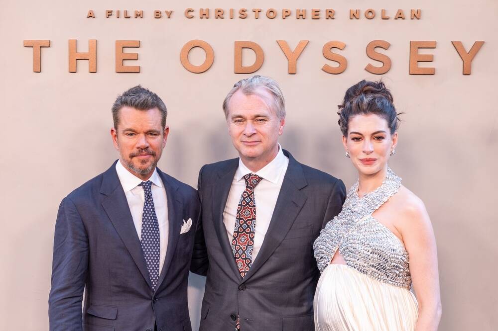 matt,damon,,christopher,nolan,and,anne,hathaway,attend,premiere,of